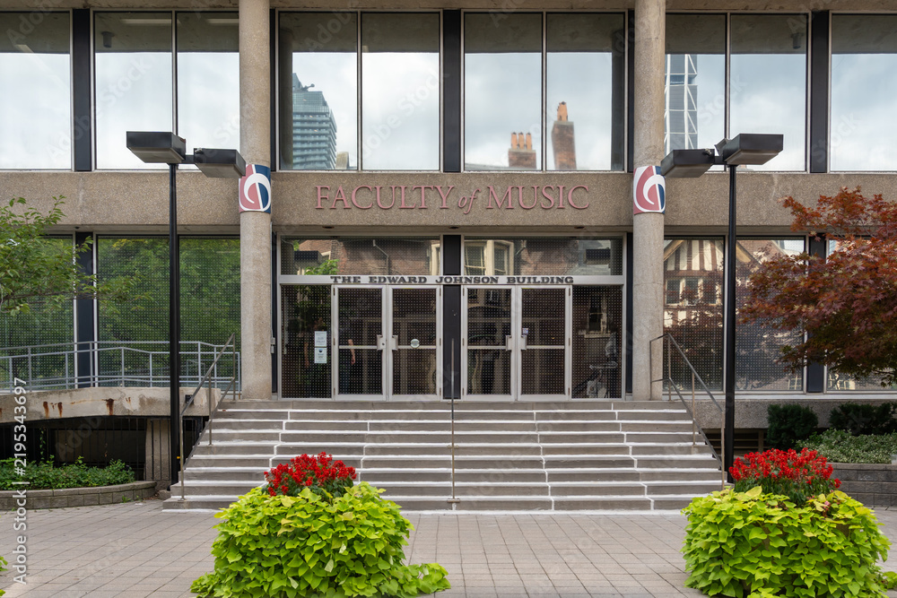 Fototapeta premium Toronto, Ontario, Canada - September 16, 2026: Edward Johnson Building, which houses the Faculty of Music at the University of Toronto St. George campus in Toronto, Ontario, Canada. 