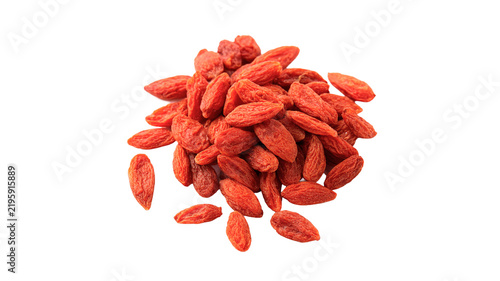 Fotografie Small pile of organic dry red goji berries isolated on transparent background