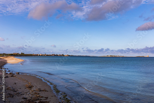 Obraz na płótnie Blue Hour on the Coast of Saint-Vaast-la-Hougue