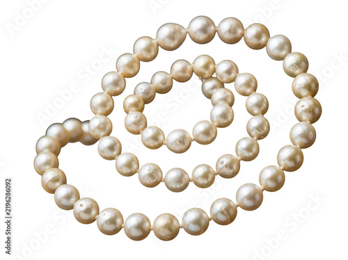 White pearl necklace arranged in a spiral pattern on a with white pearls luxury accessory shining pearls pearl beads fashion item cultured pearl gemstone elegant neckl as PNG cutout