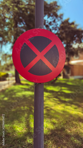 No stopping traffic sign