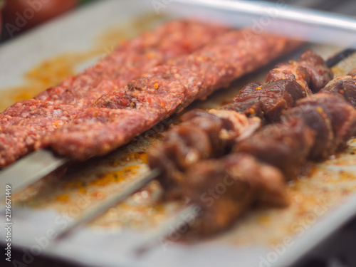 Cuadro en lienzo Delicious Barbecue Skewers and Grilled Meat Platters