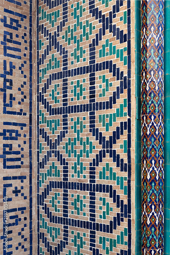 Картината върху платно Ornate mosaic tilework detail on Bibi Khanym Mosque in Samarkand Uzbekistan featuring geometric and calligraphic patterns