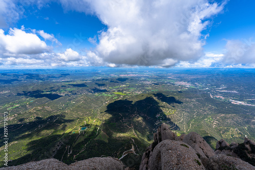 Foto Stunning aerial panorama view of Catalan Central Depression with mountain range