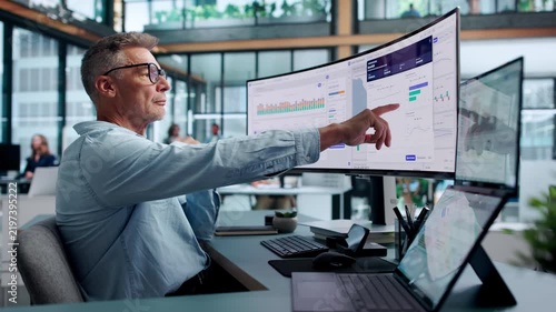 Corporate Treasurer Closely Monitors Global Cash Flow