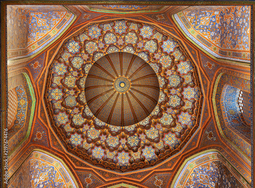 Bild auf Leinwand Interior from Ulug beg madrasa in Registan square, Samarkand.
