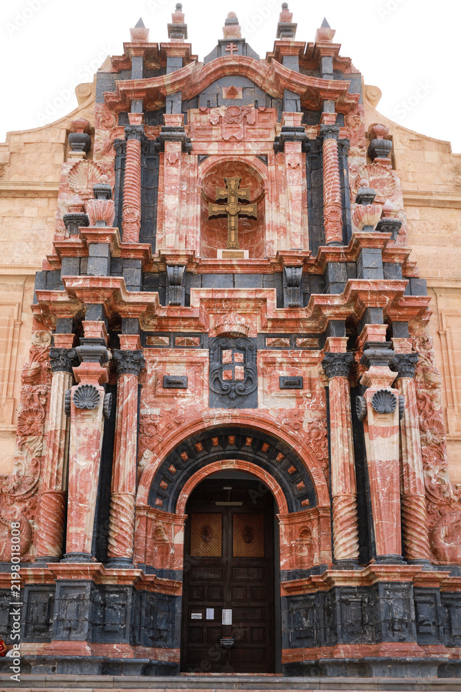 Obraz premium The Royal Basilica-Sanctuary and fortress of The Vera Cruz in Caravaca de la Cruz town