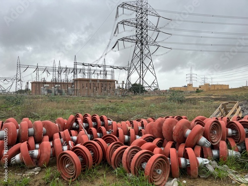 Power material in grids