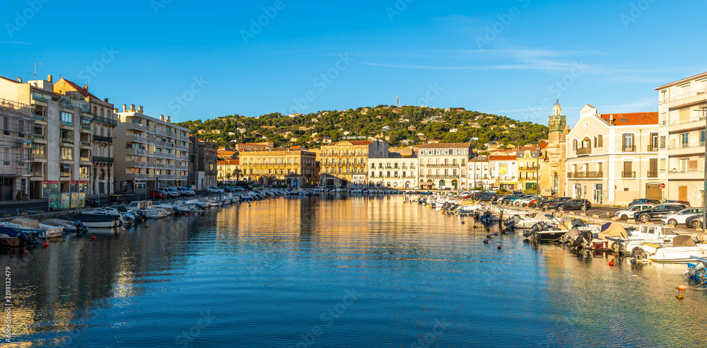 Fototapeta premium A sunny day in Sète in Occitanie, France