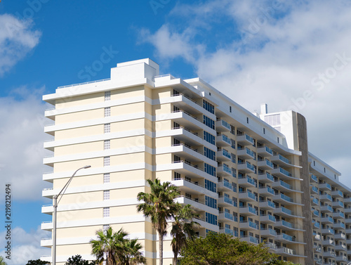 Canvas Print Apartment building with detail