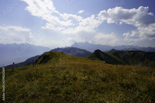 Tres jolie paysage et panoramique de Montagne chetal- France en été, 