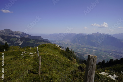 Tres jolie paysage et panoramique de Montagne chetal- France en été, 