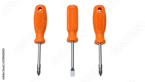Fotografía Three orange handled screwdrivers arranged in a row with metal shafts against a
