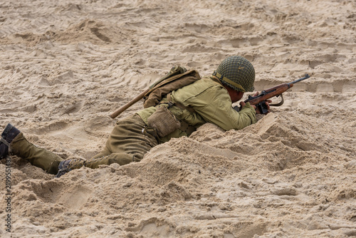 Canvastavla Historical reenactment of a World War II battle
