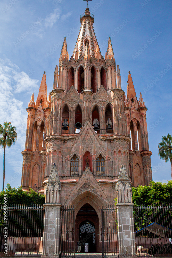 Fototapeta premium Parish of San Miguel de Allende in Guanajuato