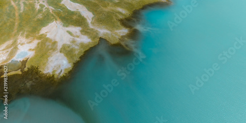 Foto Panoramic view of magnificent Baisha Lake scenery on Pamir Plateau