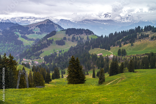 Cuadro en lienzo Scenic panoramic view of Mount Rigi in the Swiss Alps during early summer