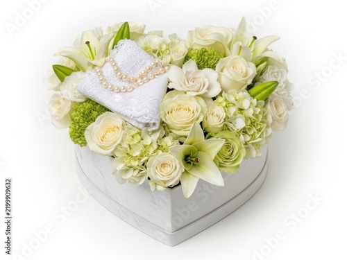Elegant heart-shaped bouquet with pearl-embellished handkerchief