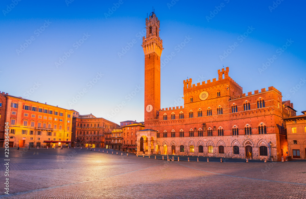 Obraz premium Siena, Italy. Piazza del Campo morning twilight