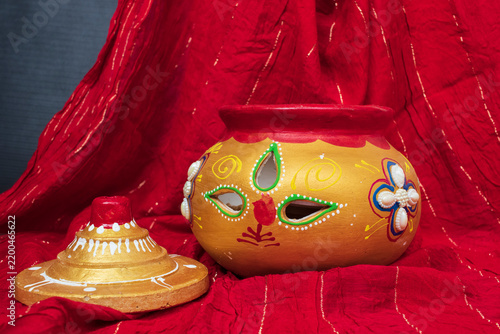 Fotografie garba Navratri holy earthen clay pot garba for navratri festival puja aarti pray