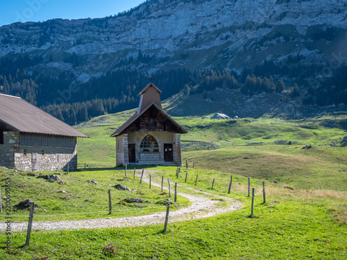 Plateau des Glières, alpage et chapelle, Haute-Savoie, France