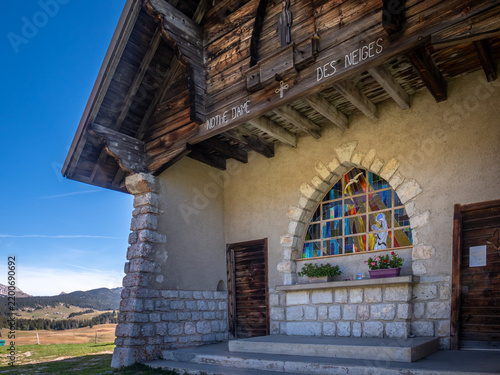 Plateau des Glières, alpage et chapelle, Haute-Savoie, France