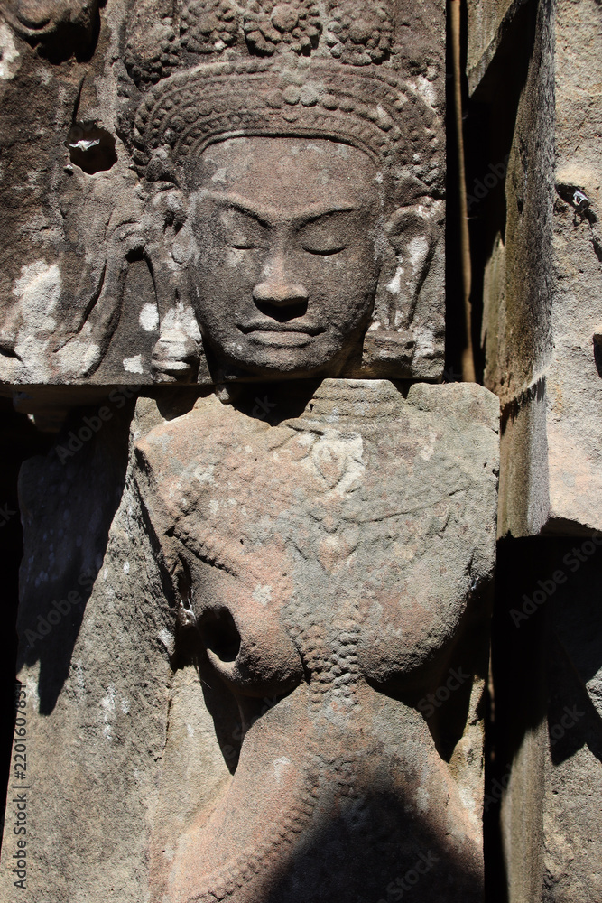 Obraz premium ruined khmer hindu and buddhist temple (preah khan) in angkor in siem reap in cambodia 