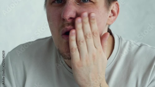 Toothache in a man.
Dental health.