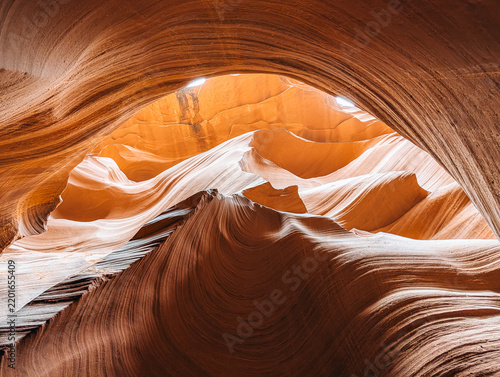 Canvastavla Wave in the Rocks