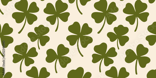 Seamless green clover pattern background, perfect