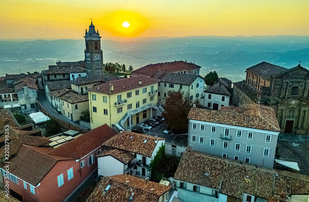 Obraz premium View of La Morra in the Province of Cuneo, Piedmont, Italy