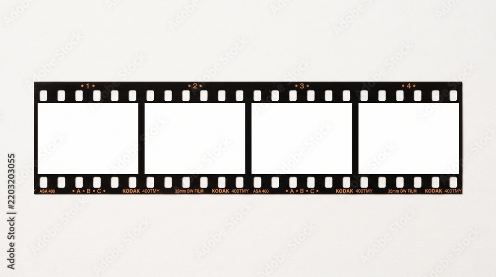 Fototapeta premium long 35mm filmstrip or border with empty frames