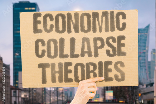 Canvastavla "Economic collapse theories" Analysts debate whether rising debt and declining exports signal imminent recession