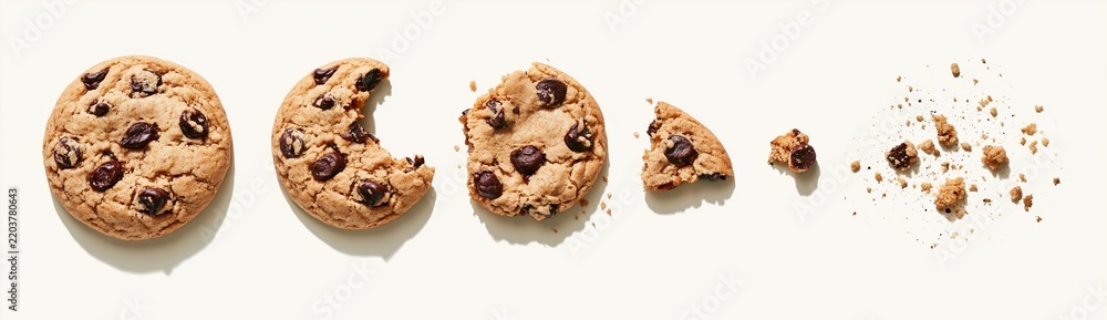Obraz premium chocolate chip cookie eaten piece by piece on
