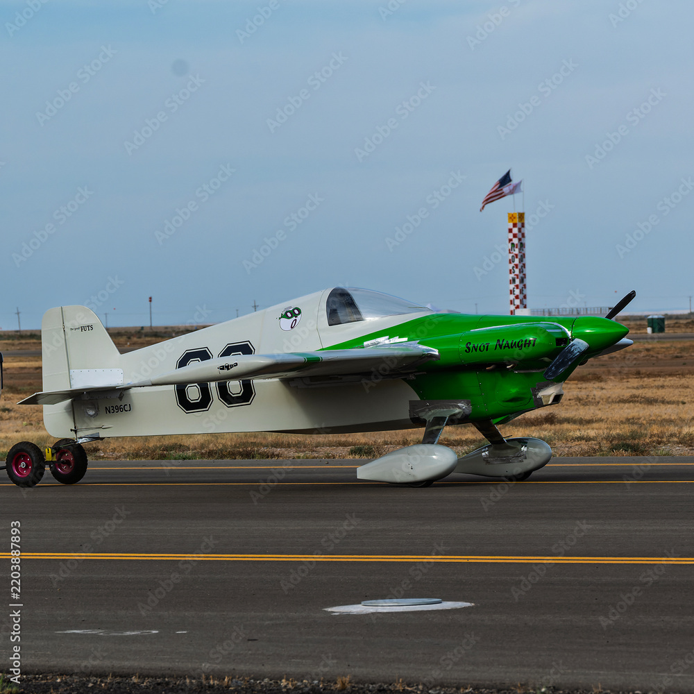 Obraz premium National Championship Air Races 9-18-2026 Roswell NM USA Formula 1 class aircraft at the National Championship Air Races at the Roswell International Air Center