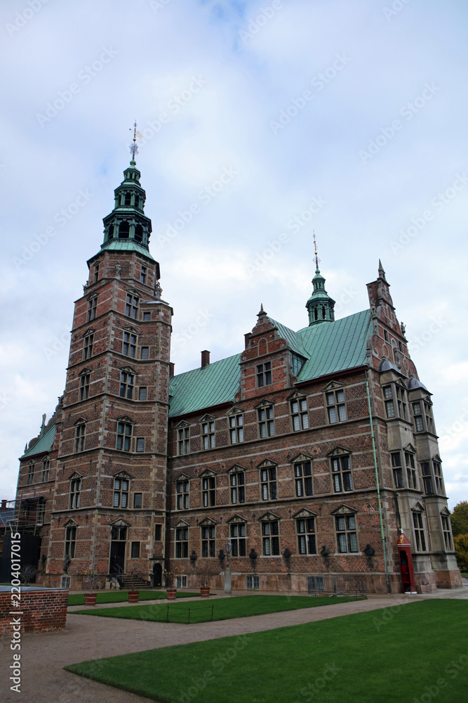 Fototapeta premium Rosenborg Castle - renaissance castle in Copenhagen, Denmark