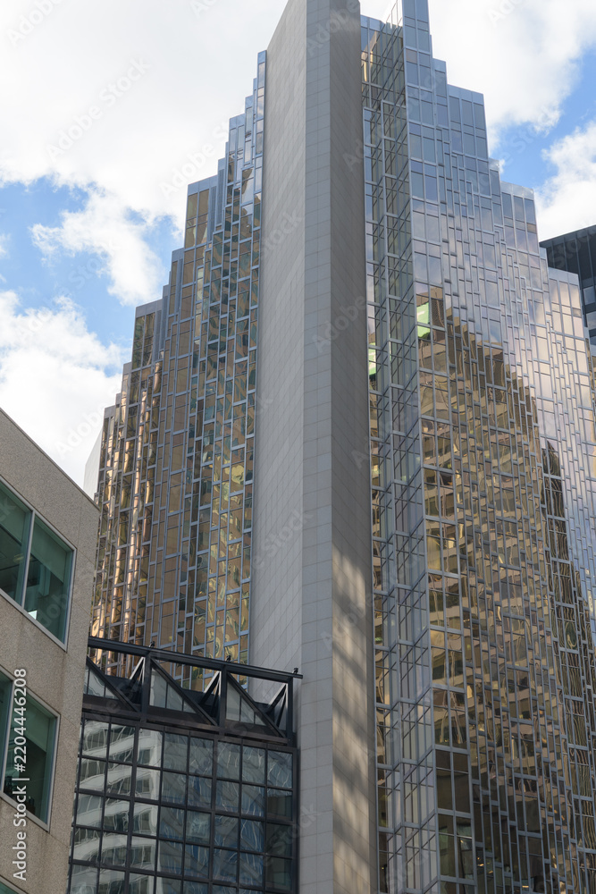 Fototapeta premium northeast elevation of the Royal Bank Plaza - South Tower, a business center, located at 200 Bay St, Toronto