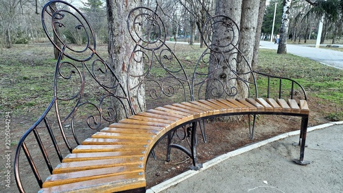 An unusual semicircular park bench