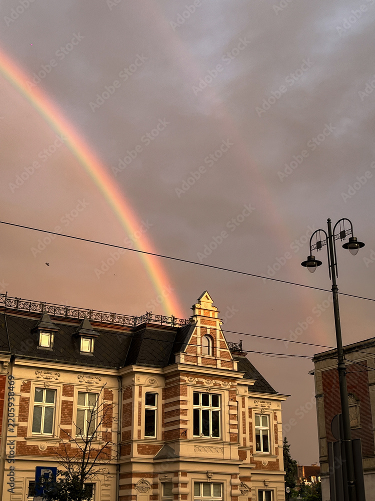 Obraz premium rainbow over city