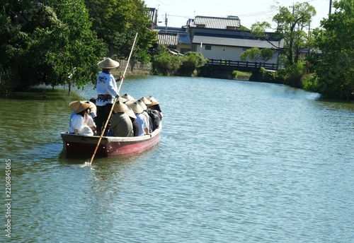 Naklejka 柳川の堀割りをゆったりした気分で川下りの旅