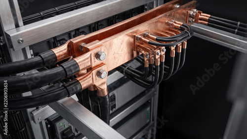 800V DC copper busbar power distribution manifold for data center DC busbar routing
