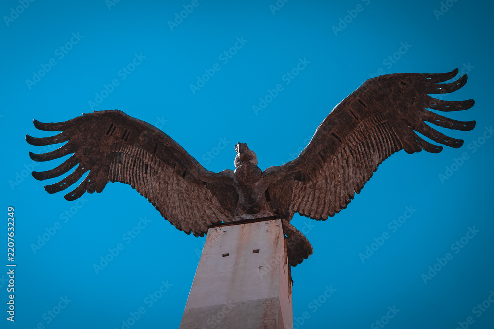 Obraz premium Condor Statue in San Sebastian, Cusco, Peru