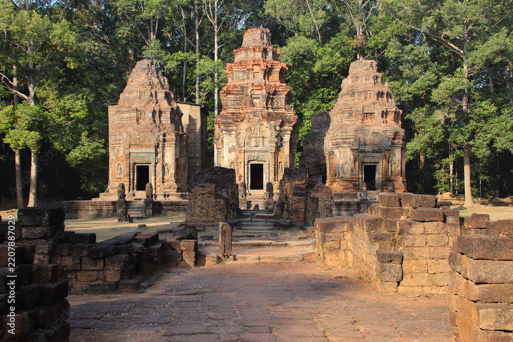 Fototapeta premium ruined khmer hindu and buddhist temple (preah ko) in angkor in siem reap in cambodia 