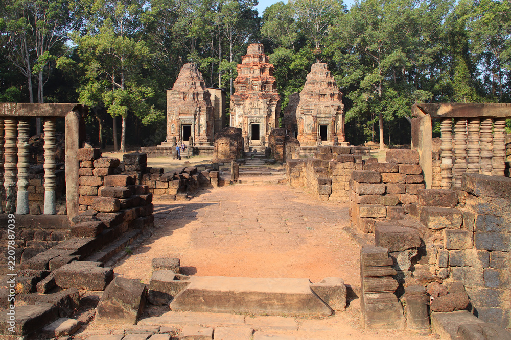 Fototapeta premium ruined khmer hindu and buddhist temple (preah ko) in angkor in siem reap in cambodia 