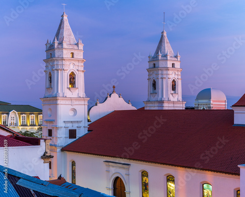 Twin-towered church in Casco Viejo at dusk, Panama City