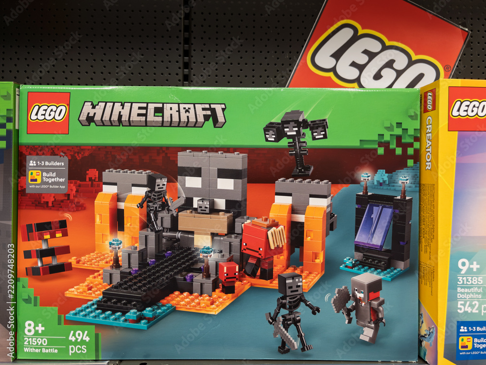 Obraz premium LEGO Minecraft Set Featuring 494 Pieces and Adventure