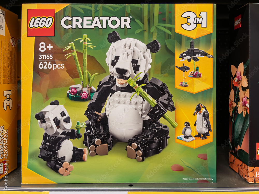 Obraz premium LEGO Creator 3-in-1 Panda Set for Kids