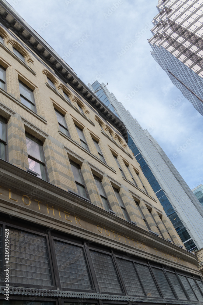 Obraz premium exterior of heavily restored Philip Jamieson Building at 2 Queen St W, Toronto (later known as FW Woolworth store)