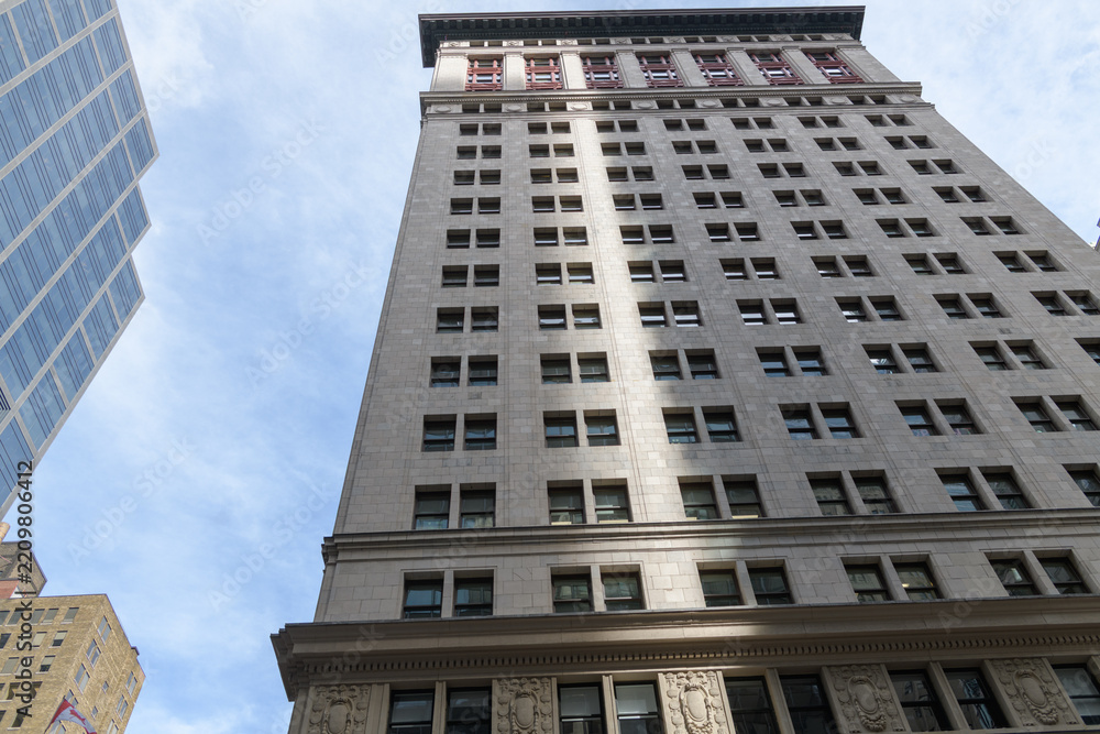 Fototapeta premium west elevation of historic Royal Bank Building, designed by Ross & MacDonald, completed 1915, located at 2 King St E (viewed here side facing Yonge St), Toronto