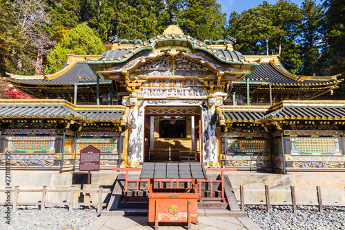 日本の風景・秋　栃木　世界遺産　日光東照宮　唐門（国宝）